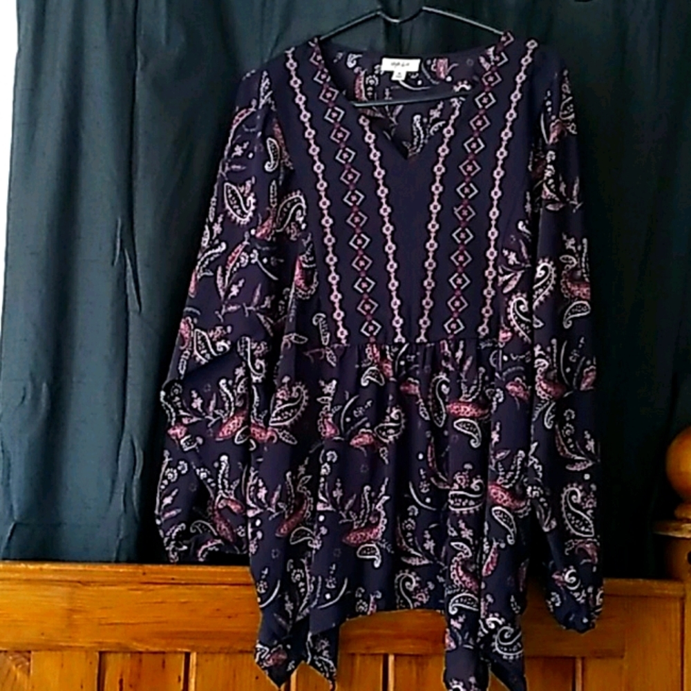 Tunic  Macy's Style and Co. NWOT.